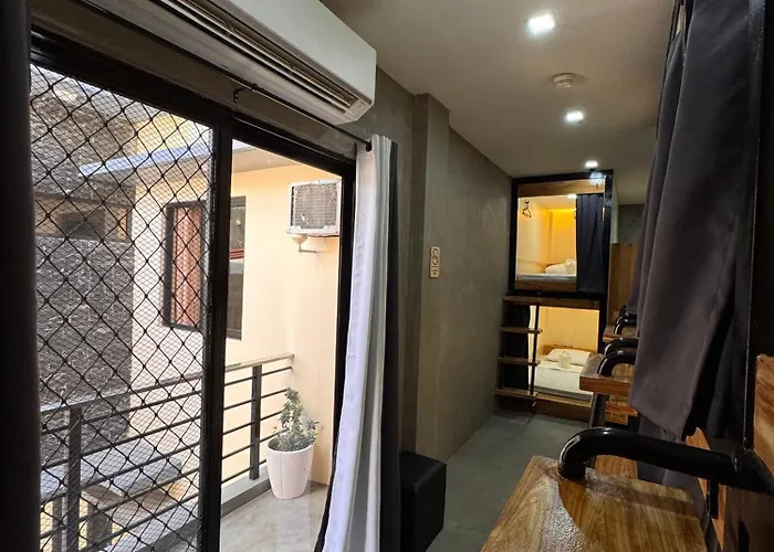 Kugii - Self Check-in Capsule Near Cebu Airport