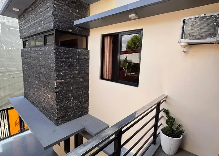 Kugii - Self Check-in Capsule Near Cebu Airport Hostel