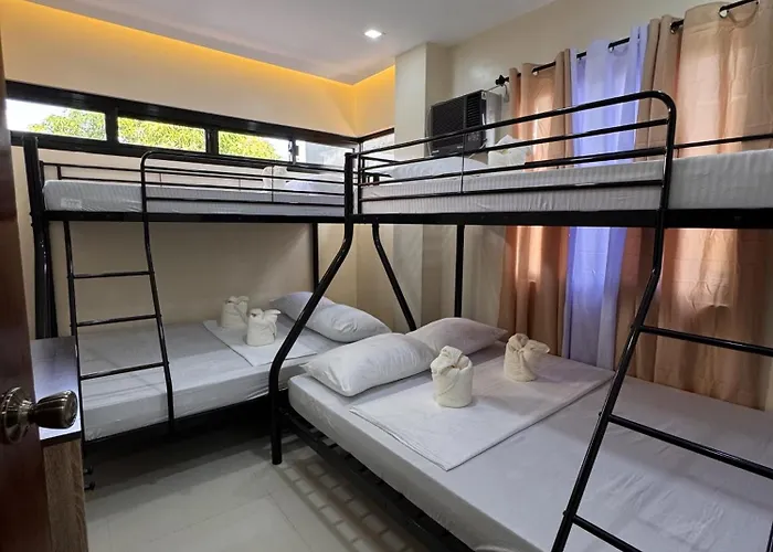 Hostel Kugii - Self Check-in Capsule Near Cebu Airport *
